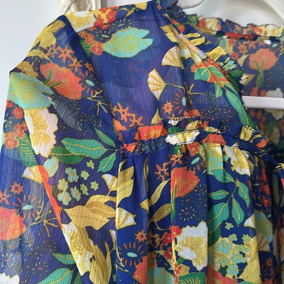 Floral Print Sheer Blouse - Picture 7 of 16